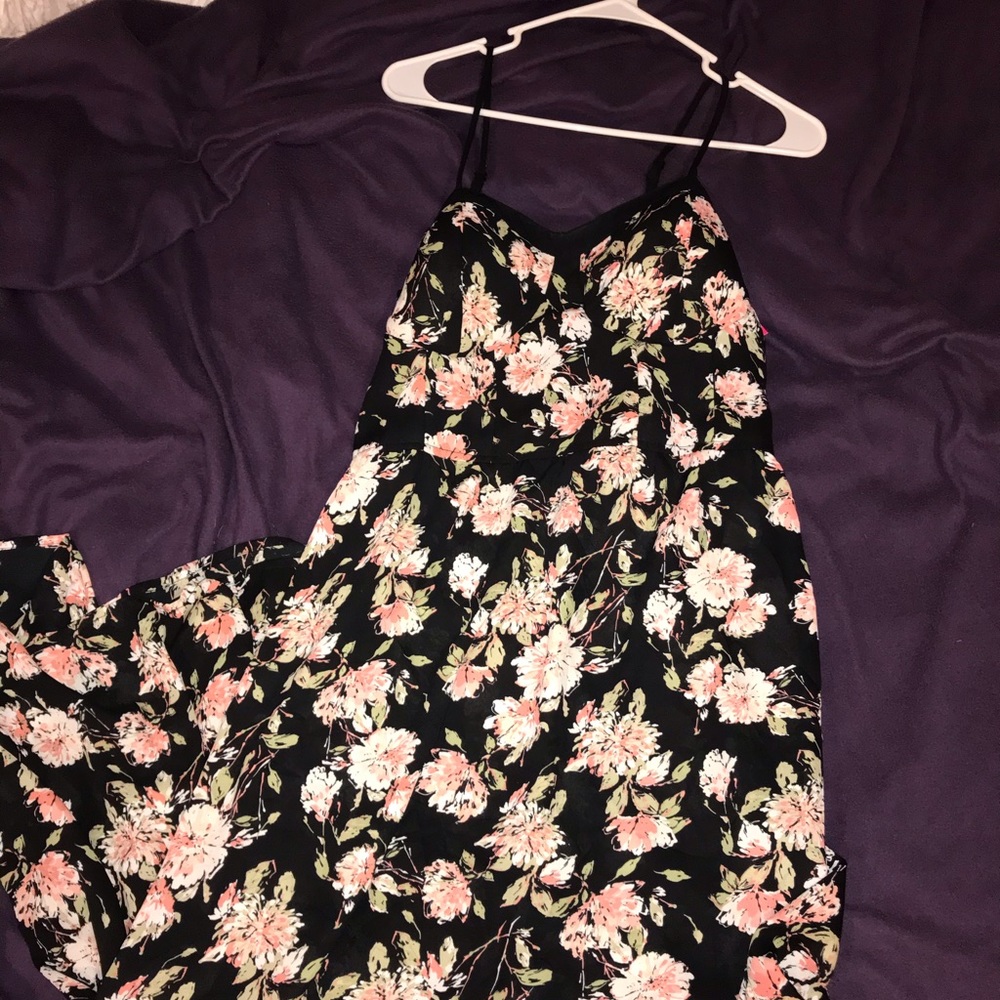 NWT!! Long Floral Maxi Dress